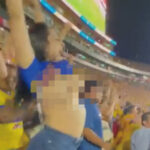 巨乳を露出した女性サッカーファン（メキシコ）