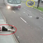 警察から逃げるバイクがバスと衝突して死ぬ（ブラジル）