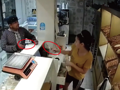 パン屋で強盗に立ち向かう女性店主（スペイン）