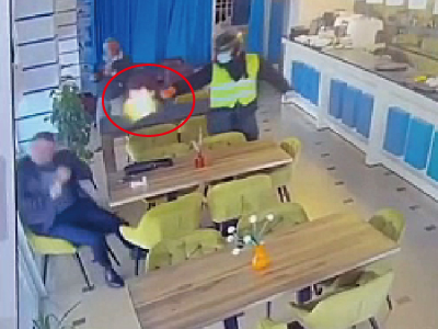 飲食店で男性が射殺される事件（アルバニア共和国）
