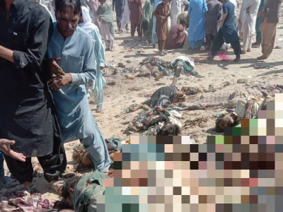 自爆テロの現場（パキスタン）