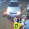 酔った18歳の女が故意に彼氏を車で轢いてしまう事件（ブラジル）